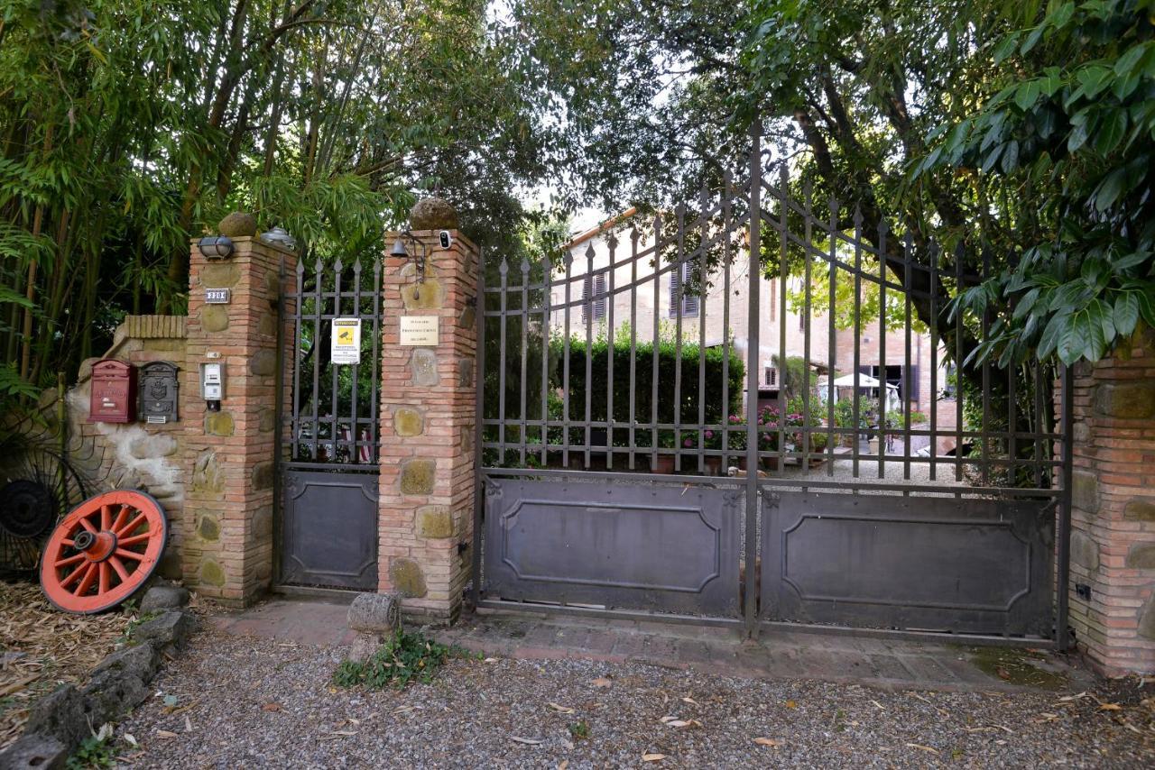 Appartamento Vecchio Mulino Isola d'Arbia Екстериор снимка